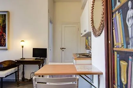 Cesariano Studio Apartment